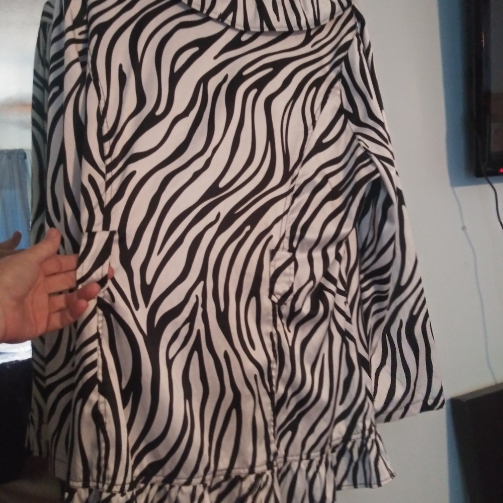 jacket - Picture 6 of 6